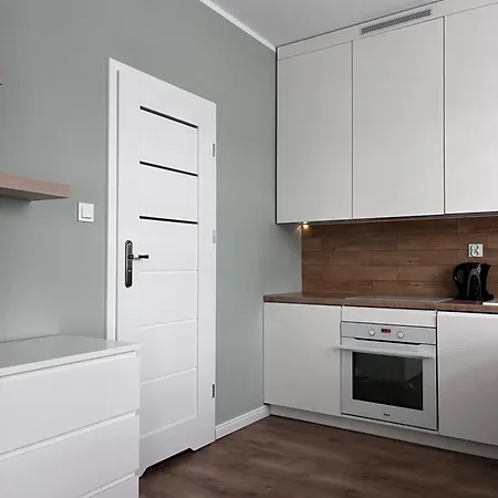 Apartmán Kasprzaka 17 *