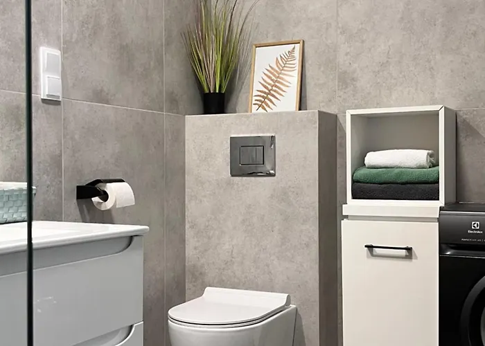 Kasprzaka 17 公寓 *